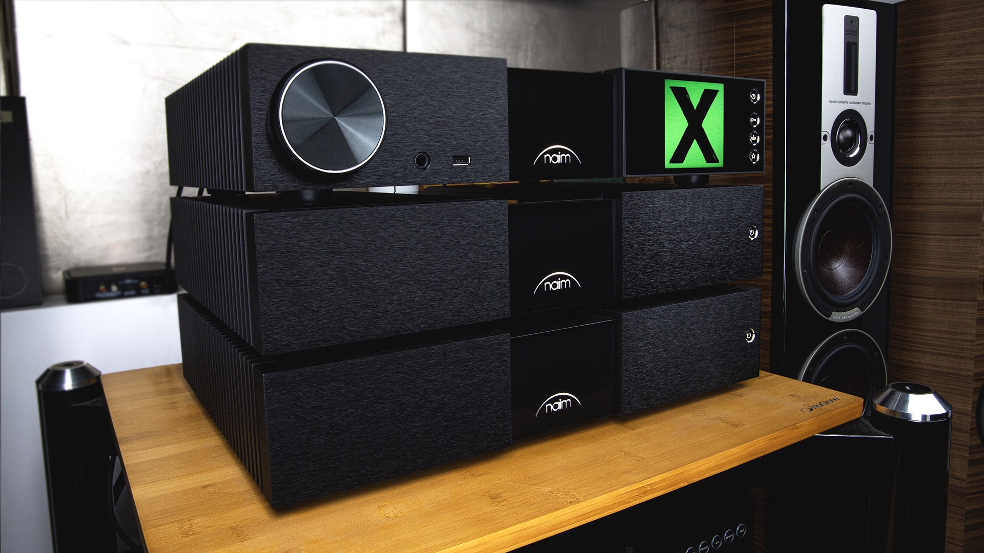 Naim Series 200